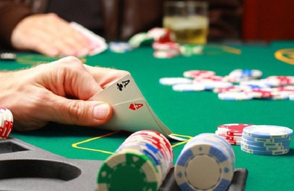 Hướng dẫn Quản lý ngân sách khi chơi Poker online tại BONG88 hiệu quả